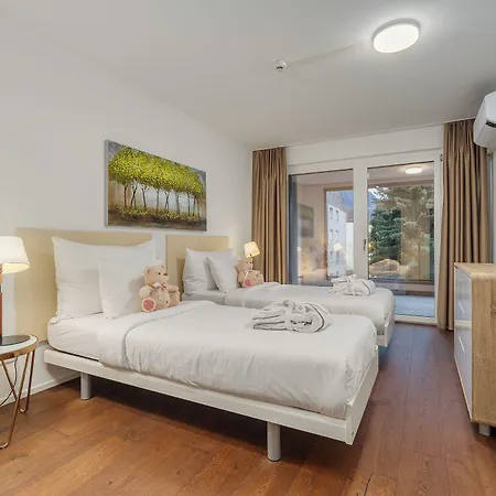 Appartement Swiss - *